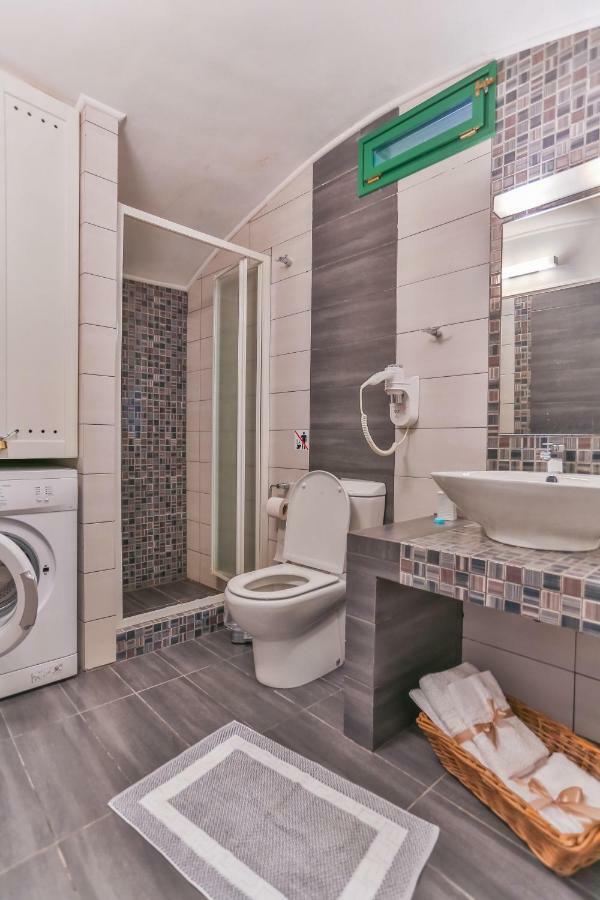 Annika Deluxe Apartments Сими Екстериор снимка